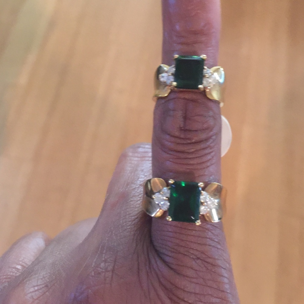 Fifth Avenue emerald stone & CZ Ring